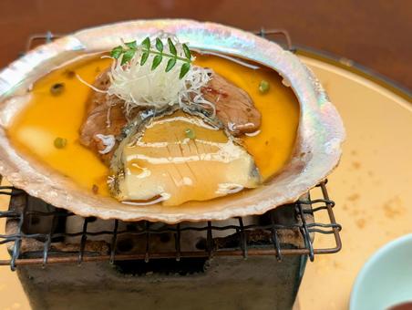 アワビの殻盛り 鮑と和牛 餡かけ アワビの殻盛り 鮑と和牛 餡かけ アワビ,鮑,アワビ料理の写真素材