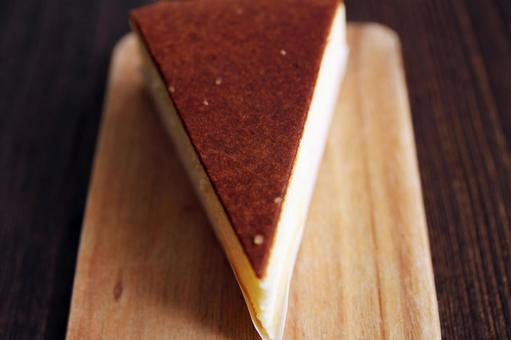 濃厚バスクチーズケーキ 濃厚バスクチーズケーキ チーズケーキ,デザート,スイーツの写真素材