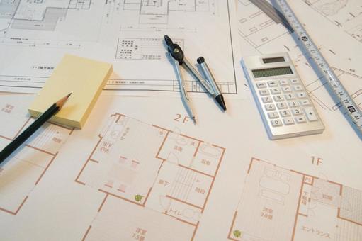 新築注文住宅の間取図を作成中の仕事風景 新築注文住宅の間取図を作成中の仕事風景 設計図,間取り図,計画の写真素材