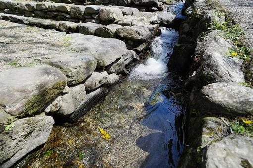 福岡 秋月 通りを流れる用水路4 用水路,水路,水の写真素材