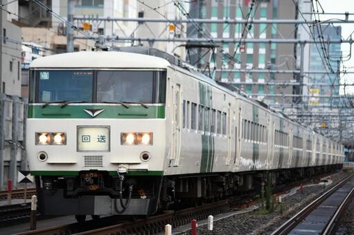 東京の特急（185系電車） 鉄道,特急,乗り物の写真素材