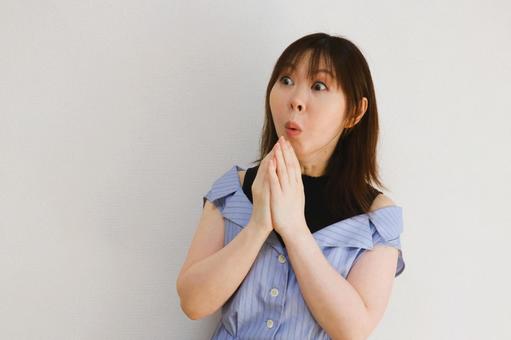 驚く 驚くの写真