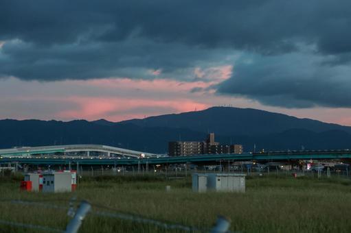福岡国際空港の美しい夕焼け風景 福岡国際空港の美しい夕焼け風景 飛行機,航空機,旅客機の写真素材