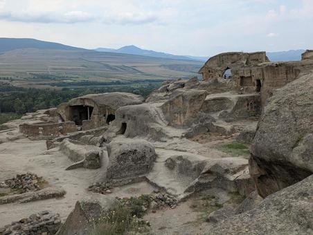 ウプリスツィヘ洞窟住居群 ウプリスツィへ,洞窟住居,岩場の写真素材