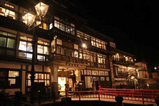 夜 銀山温泉 散策の写真