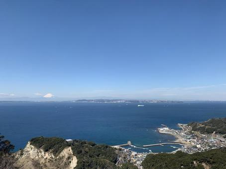 鋸山から望む東京湾と富士山 鋸山から望む東京湾と富士山の写真