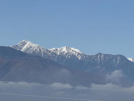 東雲の丘から見た横通岳 信州,長野県,山の写真素材