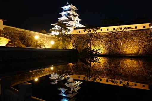 夜に輝く今治城 今治城,愛媛県,今治の写真素材