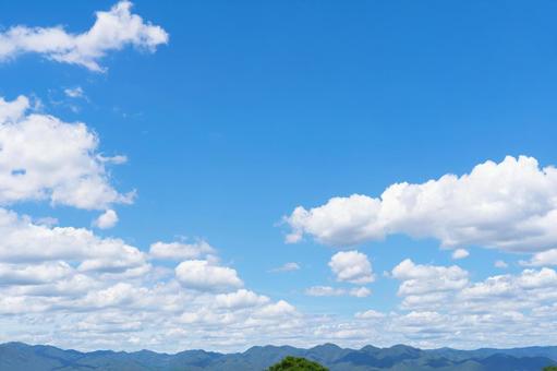 空と雲と山々 空と雲と山々 空,夏空,夏の写真素材