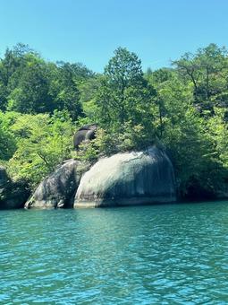 岩場17 岩場17 岩,石,水辺の写真素材