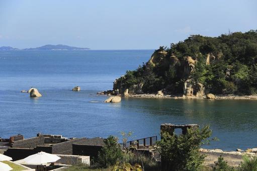 晴れた日の瀬戸内海と島 晴れた日の瀬戸内海と島 海,島,晴天の写真素材