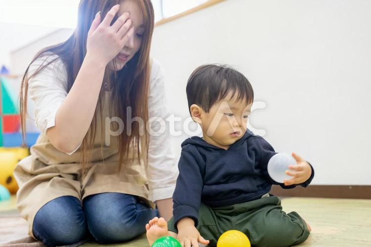 保育園／託児所／キッズカフェで遊ぶ子供 保育園,保育士,幼稚園の写真素材