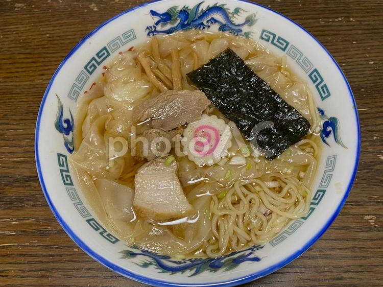 町中華昔ながらの懐かしいラーメン ラーメン,町中華,昔ながらのラーメンの写真素材