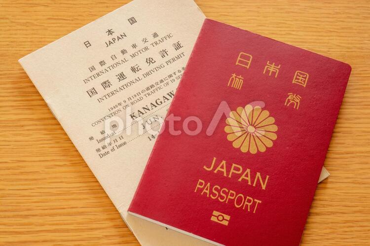 パスポートと国際運転免許証 パスポート,国際運転免許証,海外の写真素材