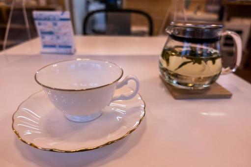 カフェでティータイム カフェでティータイムの写真