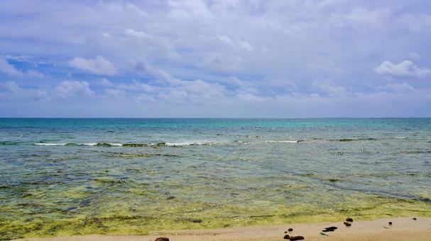 Kwachin Beach on Tsuken Island in Uruma City, Okinawa Prefecture, JPG