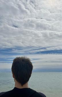 海を眺める男性2 海を眺める男性2 夏,自然,外の写真素材