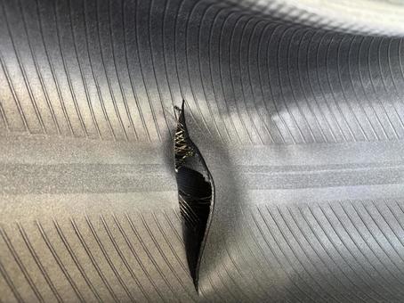 Photo, tire, burst, torn, 