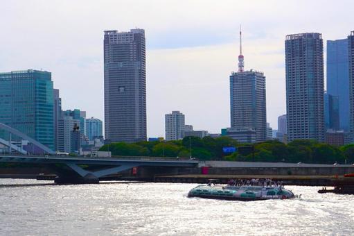隅田川のクルーズ船1 クルーズ,船,観光の写真素材