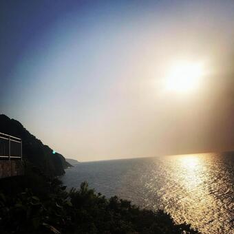 夕暮れの海 夕暮れの海の写真