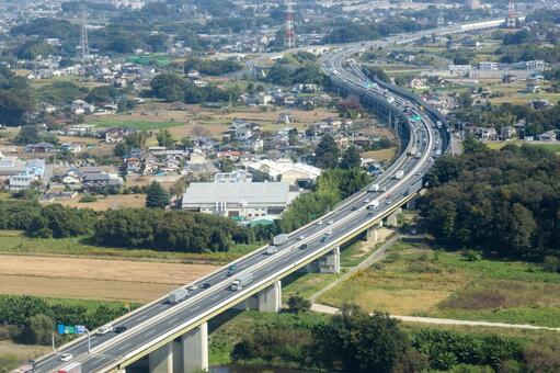 埼玉県桶川市川田谷付近の圏央道を空撮 空撮,圏央道,高速道路の写真素材