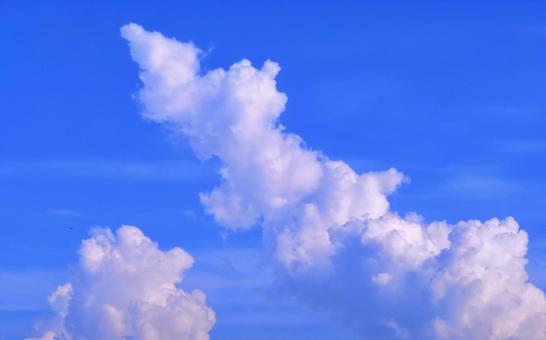 空画像・背景素材/夏の空雲・入道雲 空画像・背景素材/夏の空雲・入道雲の写真