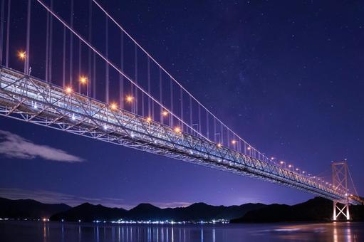 星空のしまなみ海道　因島大橋の夜景 星空,橋,夜の写真素材
