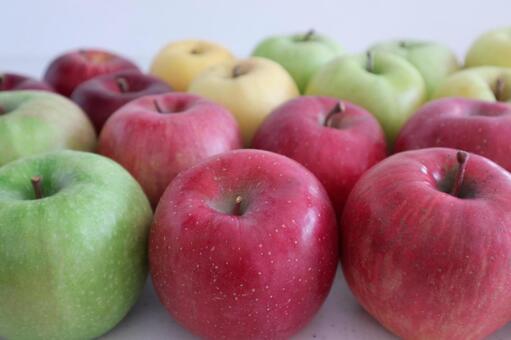 たくさんの林檎 林檎,果物,アップルの写真素材