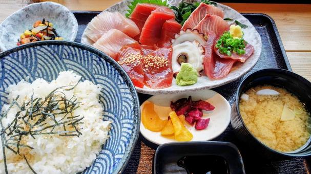 海鮮丼 1 海鮮丼 1の写真