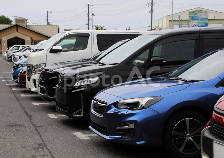 観光地の駐車場＃2 自動車,セダン,軽自動車の写真素材