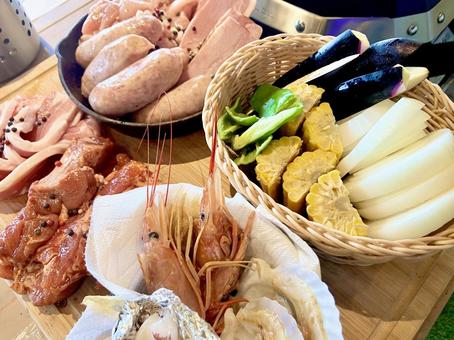 肉と海鮮と野菜の盛り合わせ 肉と海鮮と野菜の盛り合わせ バーベキュー,bbq,肉の写真素材