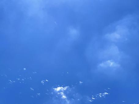 天気のいい夏空 天気のいい夏空の写真