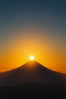 初日の出と富士山 初日の出と富士山の写真