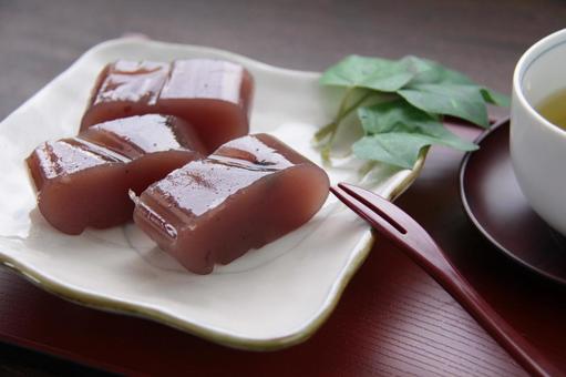 ぶどうようかん お菓子 ぶどうようかん お菓子の写真