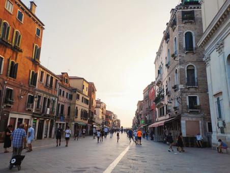 夕暮れ 街並み,海外,旅の写真素材