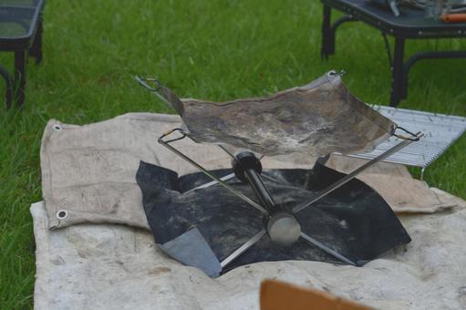 Preparing the bonfire, JPG Preparing the bonfire, JPG
