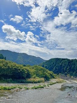 長除大橋から由良川を望む 川,河原,山の写真素材