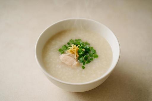 鶏がゆ 鶏がゆの写真