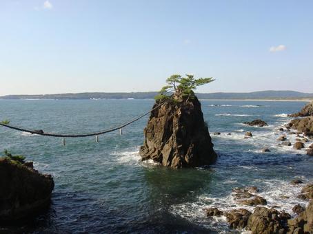 石川県　志賀町　機具岩の写真