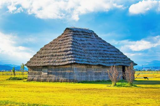 歴史ロマン漂う天童市の竪穴式住居 竪穴式住居,竪穴,西沼田遺跡公園の写真素材