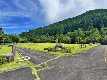 Photo, that chi sipo-cho, oyunori mountain, kumano kodo entrance, 