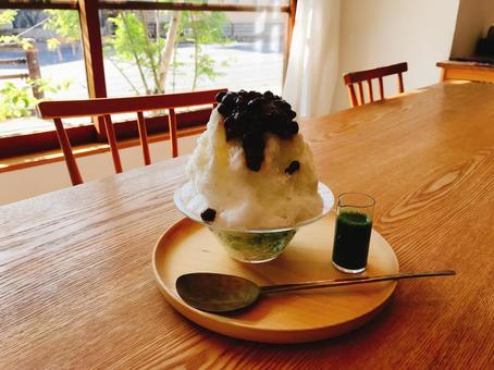 夏 夏 酷暑,かき氷,清涼の写真素材