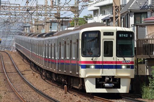 京王電鉄、9000系、9742編成 京王電鉄、9000系、9742編成 京王電鉄,京王線,9000系の写真素材