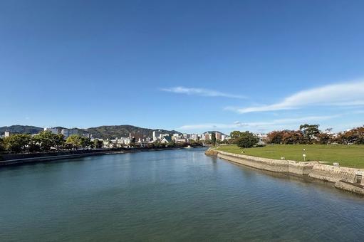 太田川河岸 広島市,市街,太田川の写真素材