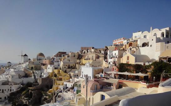 ギリシャ サントリーニ島の街並み ギリシャ サントリーニ島の街並みの写真