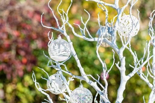 綺麗に飾られたクリスマスオーナメント クリスマスオーナメント,xmas,クリスマスの写真素材