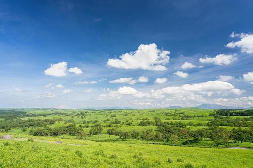 熊本-【押戸石の丘】 熊本,阿蘇市,阿蘇山の写真素材