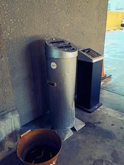 喫煙所 喫煙所,タバコ,煙草の写真素材