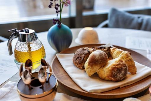 ホテルの朝食のパン ホテルの朝食のパン パン,ブレッド,朝食の写真素材