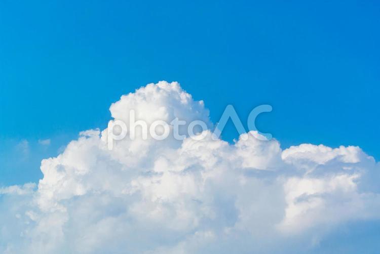 夏のイメージ 夏,入道雲,積乱雲の写真素材